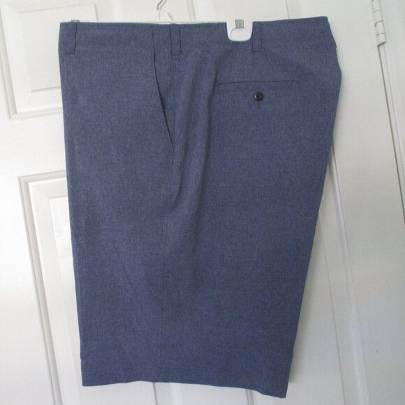 Ben Hogan Mens Flat Front Blue Stretch Golf Short Pant - Size 44W - Picture 1 of 3